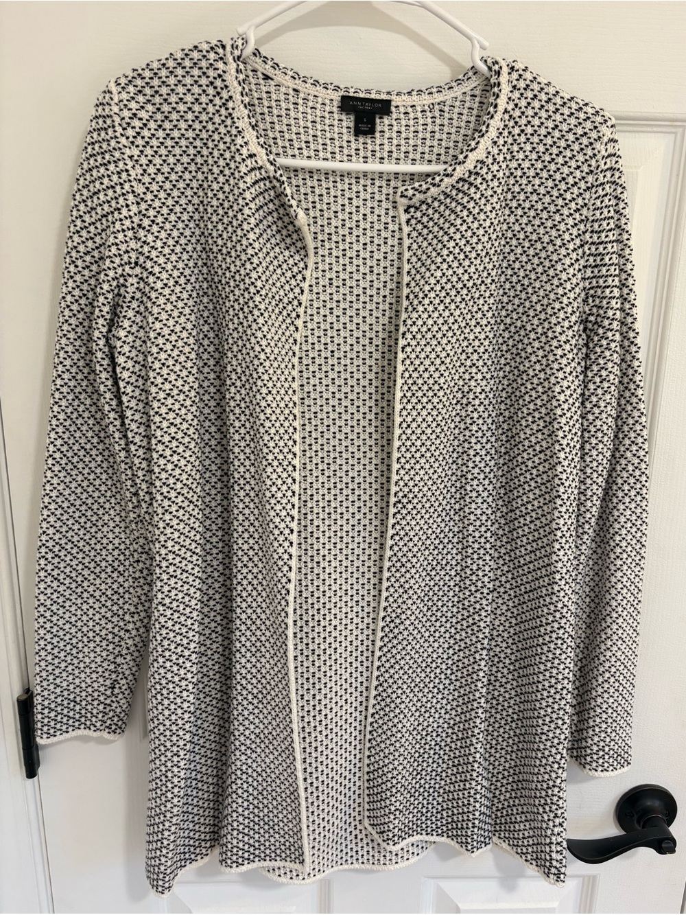 Ann Taylor Black and White Open-Front Knit Cardigan